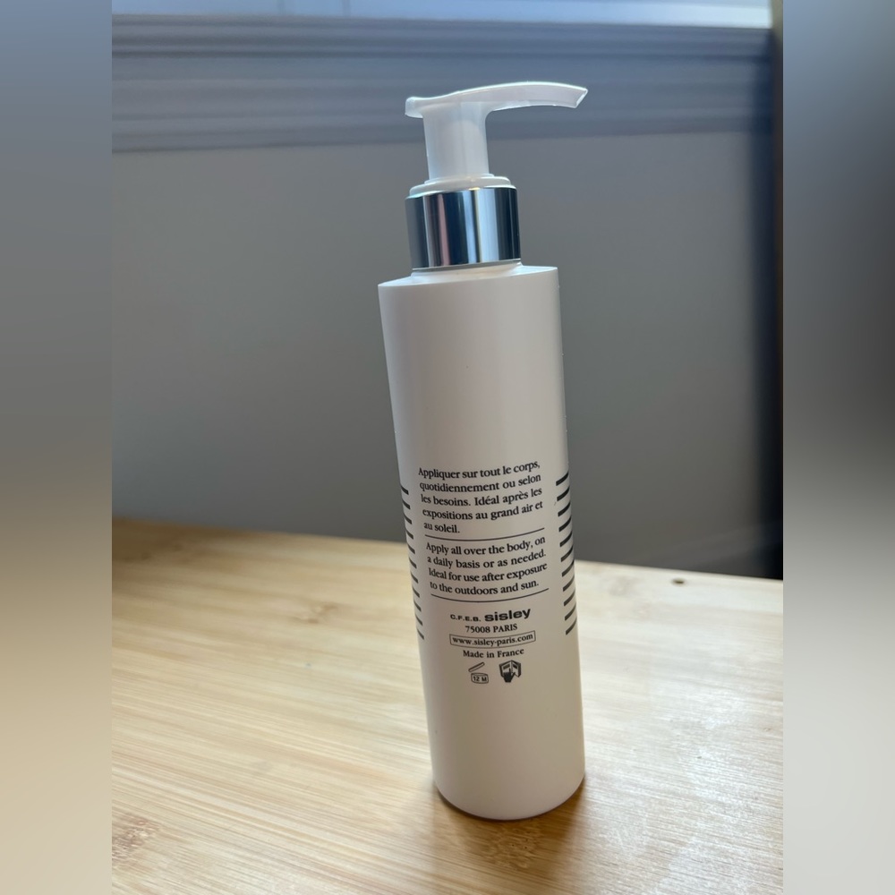 *NIB* Sisley Paris Restorative Body Cream New - Picture 9 of 10